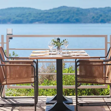 酒店 杜布罗夫尼克阳光花园酒店 5*