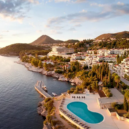 Sun Gardens Dubrovnik Отель Орашац